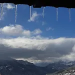 Konukevi Korfes Synikia Mesi Trikalon