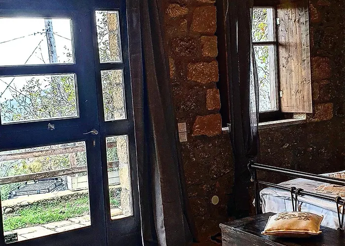 Korfes 4* Synikia Mesi Trikalon