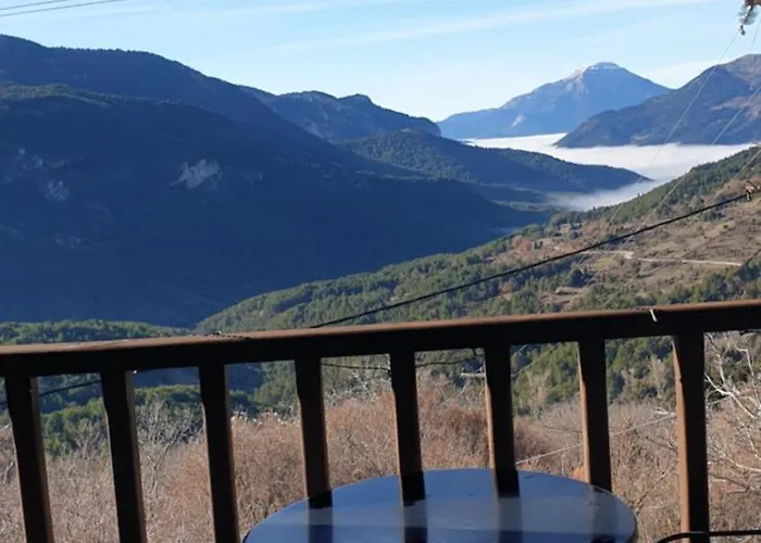 Korfes Synikia Mesi Trikalon