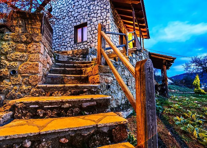 Korfes Penzion Synikia Mesi Trikalon