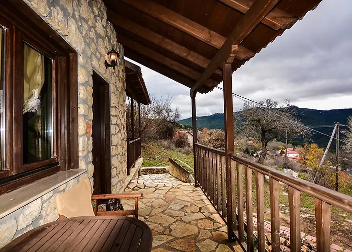 Korfes 4* Synikia Mesi Trikalon